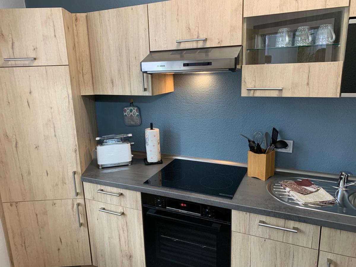 Exklusive Stadtwohnung Am Elbradweg: Best-Preis-Fewo Rathausblick 1 Fuer Max. 3 Pers. Inkl. Wlan, Prime Video & Self Check-In Виттенберге Экстерьер фото